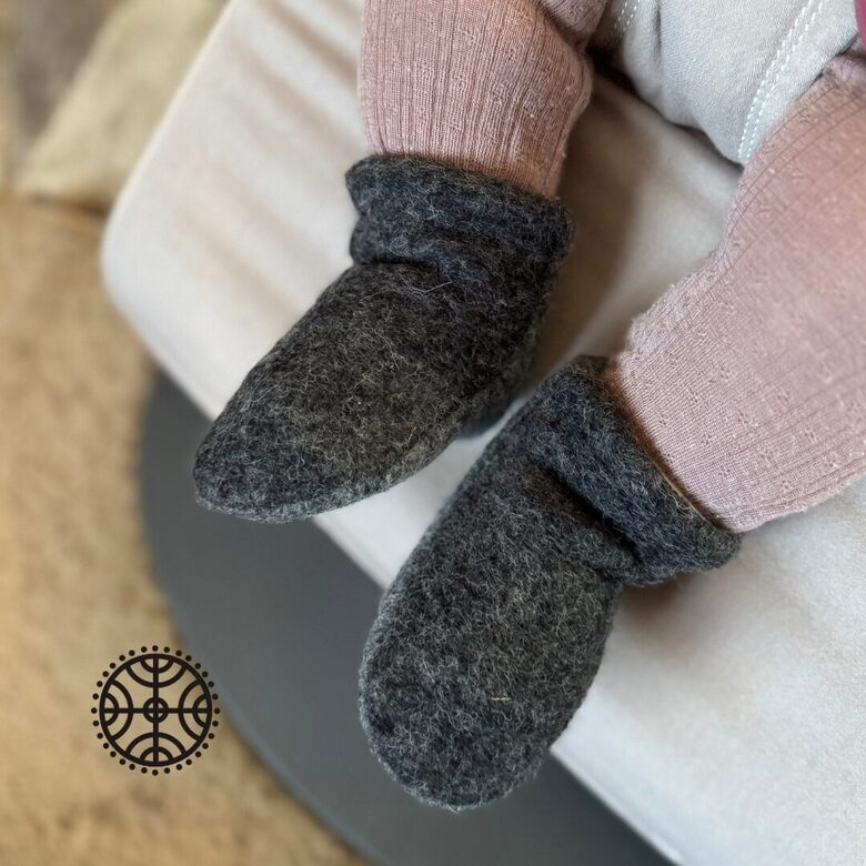 Vilnas zābaciņi mazuļiem (0-6 mēn.)